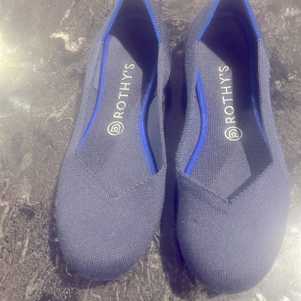 Women’s Rothy flats size 9.5  navy